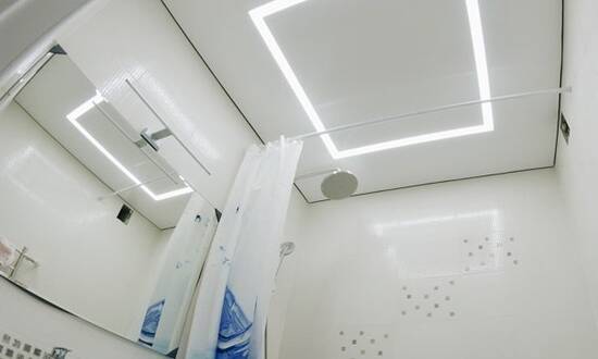 Светополосы на натяжном потолке 3 кв.м. - Ванная - Лида